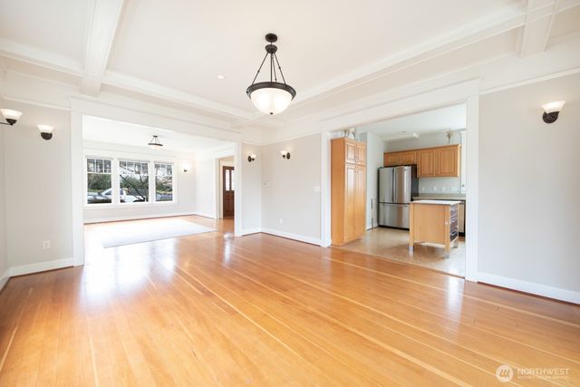 703 18th Avenue S, Seattle, WA 98144