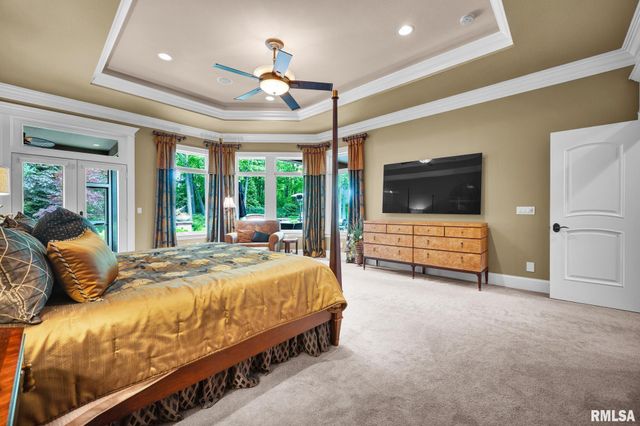 12925 N Woodland Ridge Drive, Dunlap, IL 61525