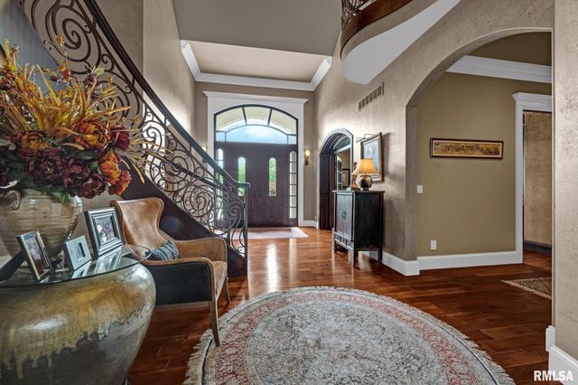 12925 N Woodland Ridge Drive, Dunlap, IL 61525