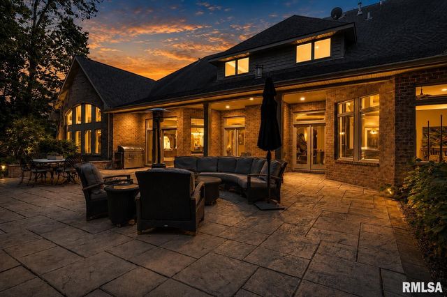 12925 N Woodland Ridge Drive, Dunlap, IL 61525
