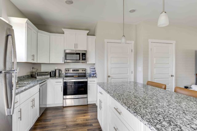 1061 Wells Way, Spring Hill, TN 37174