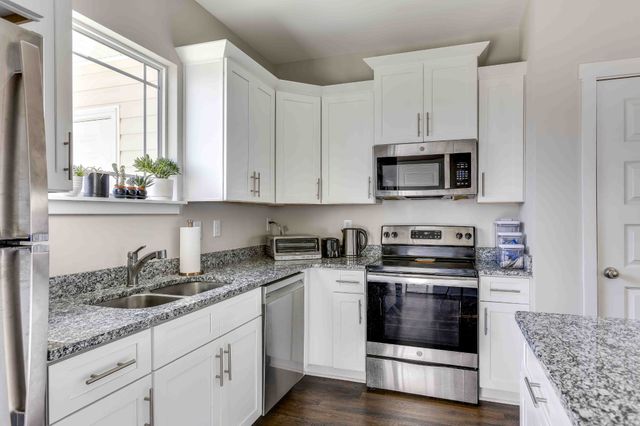 1061 Wells Way, Spring Hill, TN 37174