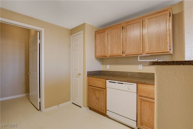 9975 Peace Way 2025, Las Vegas, NV 89147