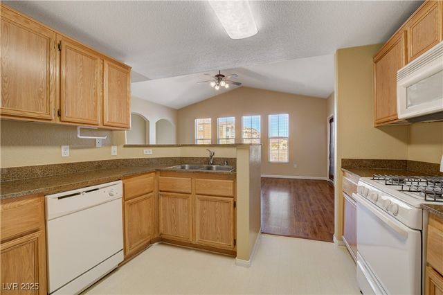 9975 Peace Way 2025, Las Vegas, NV 89147