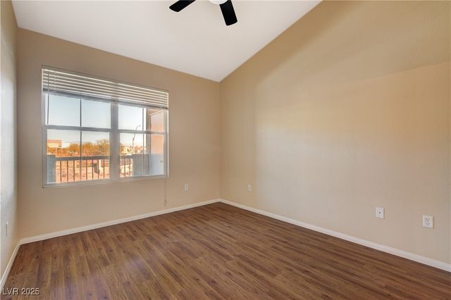 9975 Peace Way 2025, Las Vegas, NV 89147