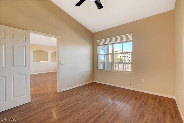 9975 Peace Way 2025, Las Vegas, NV 89147