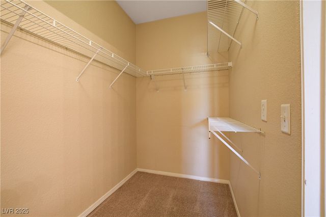 9975 Peace Way 2025, Las Vegas, NV 89147