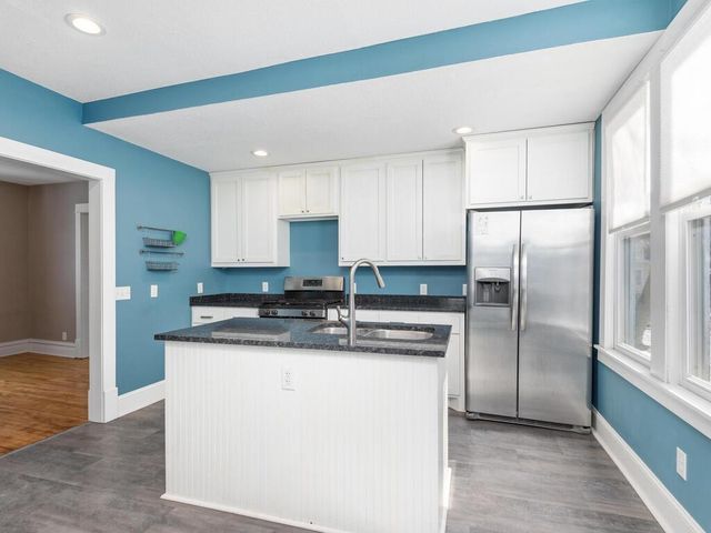 2517 Sheridan Avenue N, Minneapolis, MN 55411