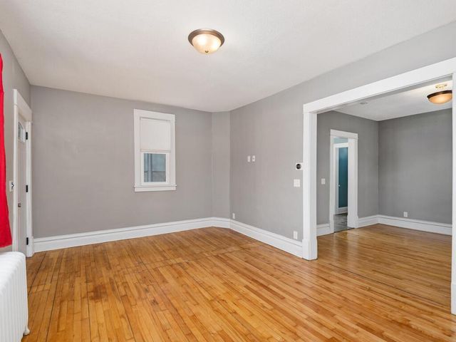 2517 Sheridan Avenue N, Minneapolis, MN 55411