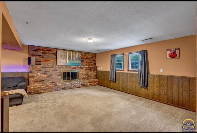 3818 SE 23rd TER, Topeka, KS 66605