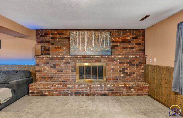 3818 SE 23rd TER, Topeka, KS 66605