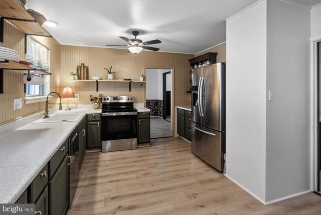 3033 TAFT RD, Norristown, PA 19403