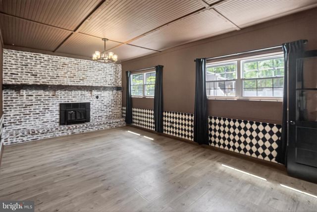 3033 TAFT RD, Norristown, PA 19403