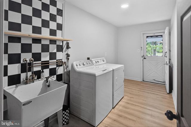 3033 TAFT RD, Norristown, PA 19403