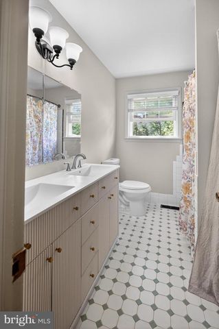 3033 TAFT RD, Norristown, PA 19403