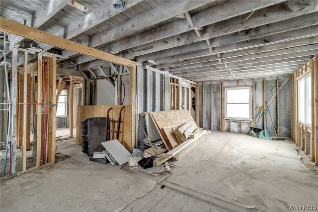 2939 Elmwood Avenue, Tonawanda, NY 14217