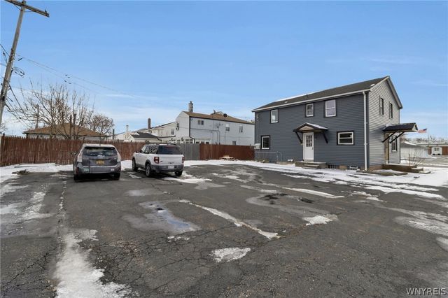 2939 Elmwood Avenue, Tonawanda, NY 14217