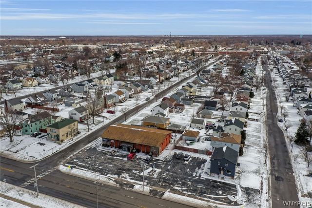 2939 Elmwood Avenue, Tonawanda, NY 14217