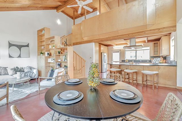 455 Florence Ave, Sebastopol, CA 95472