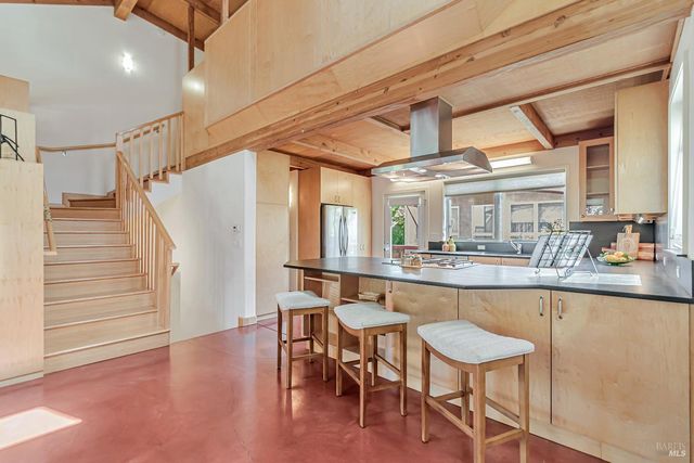 455 Florence Ave, Sebastopol, CA 95472