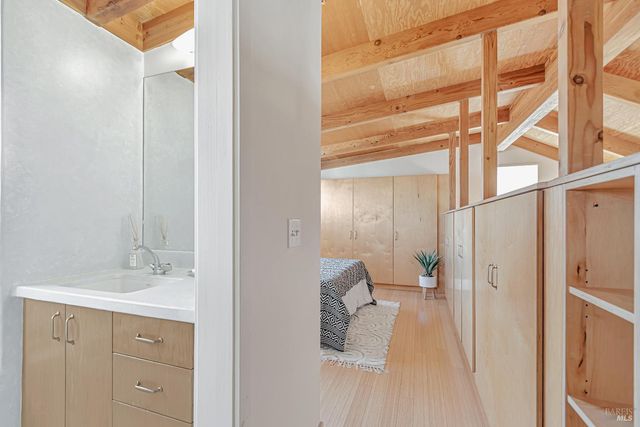 455 Florence Ave, Sebastopol, CA 95472