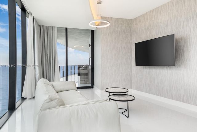 18555 Collins Avenue 2805, Sunny Isles Beach, FL 33160