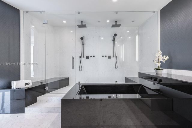 18555 Collins Avenue 2805, Sunny Isles Beach, FL 33160