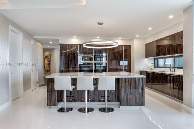 18555 Collins Avenue 2805, Sunny Isles Beach, FL 33160