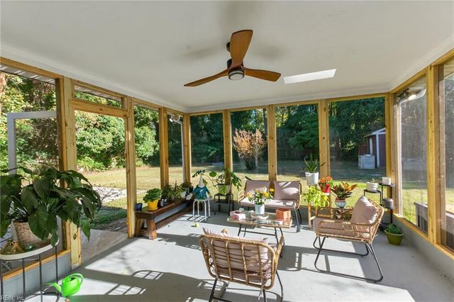 116 Lawson DR, Yorktown, VA 23693