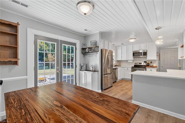 116 Lawson DR, Yorktown, VA 23693