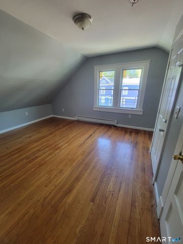 260 Pine Street 3, Waterbury, CT 06710