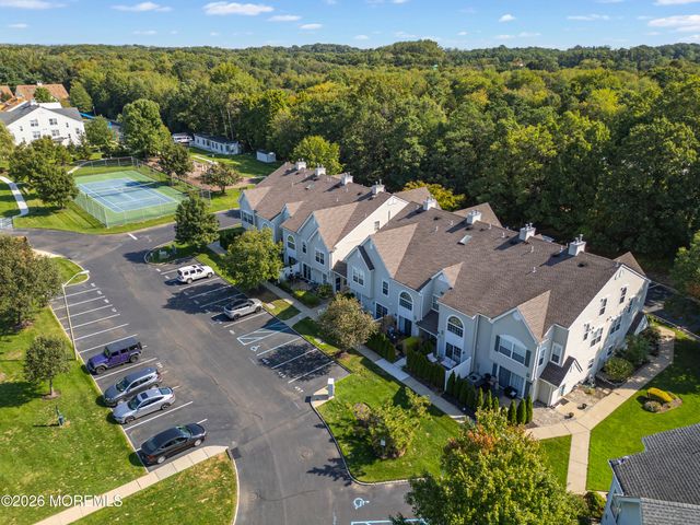 49 Richmond Court, Tinton Falls, NJ 07712