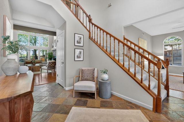 2560 Solano Rd, Cameron Park, CA 95682