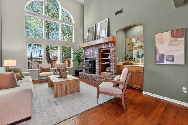 2560 Solano Rd, Cameron Park, CA 95682