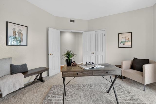 2560 Solano Rd, Cameron Park, CA 95682