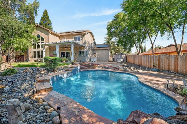 2560 Solano Rd, Cameron Park, CA 95682