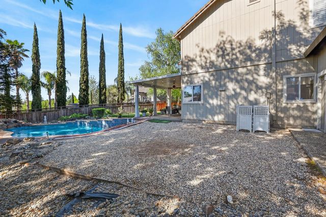 2560 Solano Rd, Cameron Park, CA 95682