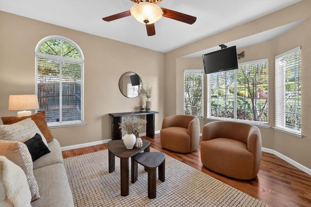 2560 Solano Rd, Cameron Park, CA 95682