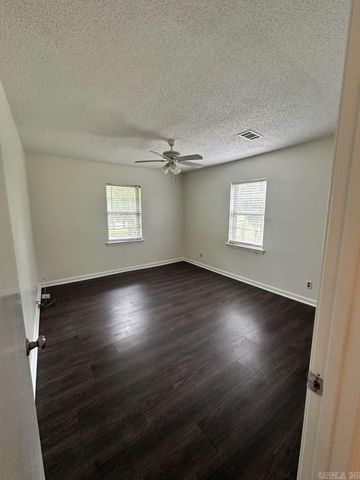 2809 E Cleland Road, Cabot, AR 72023