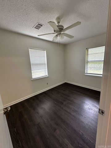 2809 E Cleland Road, Cabot, AR 72023