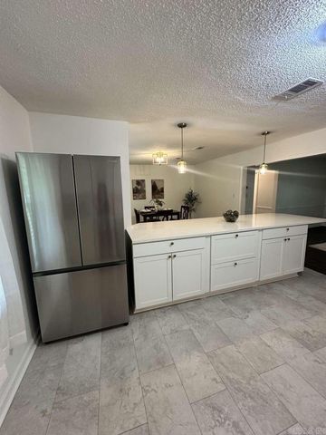 2809 E Cleland Road, Cabot, AR 72023