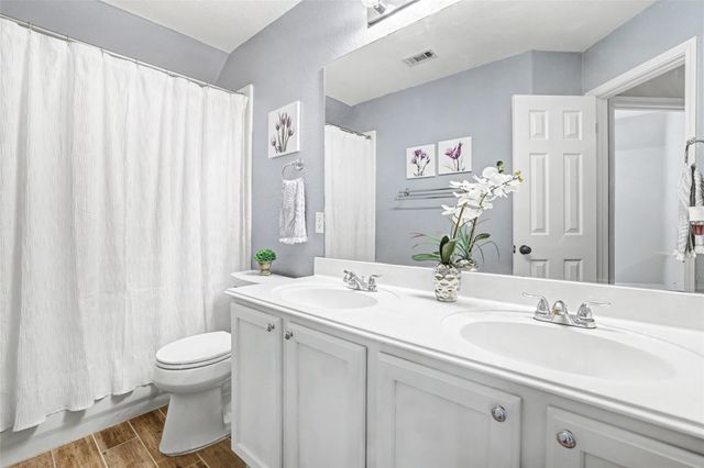 16008 BRAESGATE DR, Austin, TX 78717