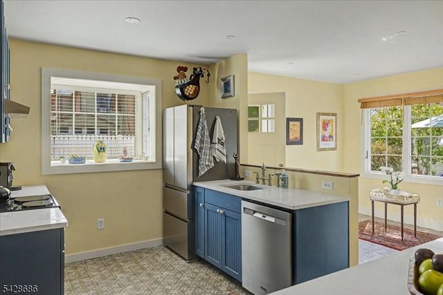 161 N Main St, Lambertville City, NJ 08530