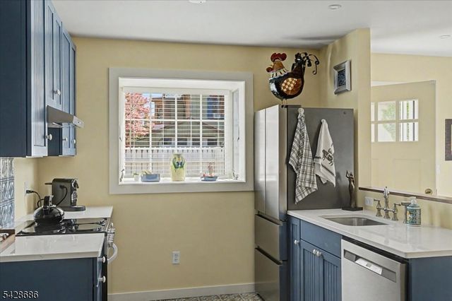 161 N Main St, Lambertville City, NJ 08530