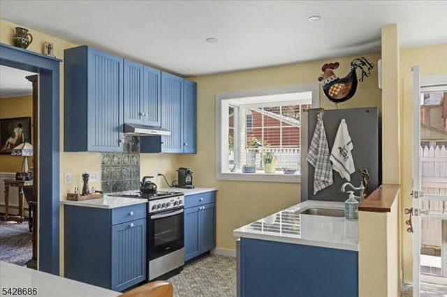 161 N Main St, Lambertville City, NJ 08530