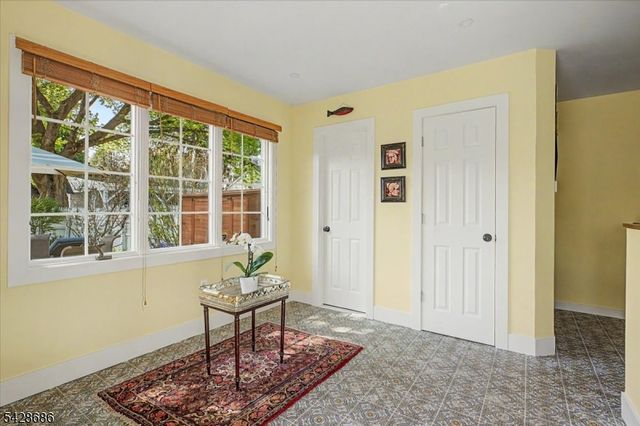 161 N Main St, Lambertville City, NJ 08530