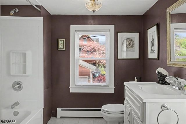 161 N Main St, Lambertville City, NJ 08530