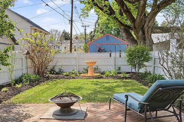 161 N Main St, Lambertville City, NJ 08530