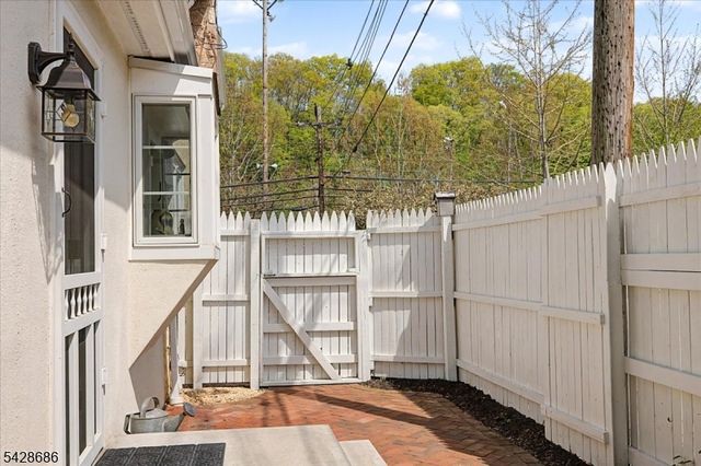 161 N Main St, Lambertville City, NJ 08530