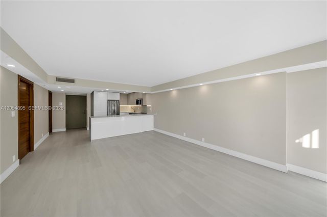 1865 Brickell Ave A606, Miami, FL 33129